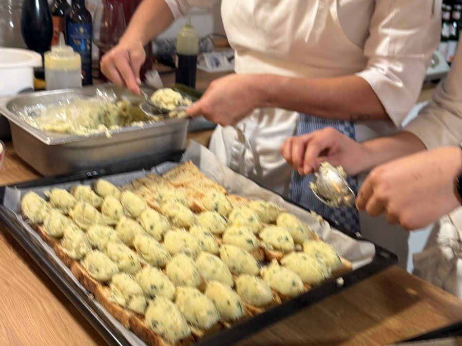 In der Küche: Crostini für den Brandacujun